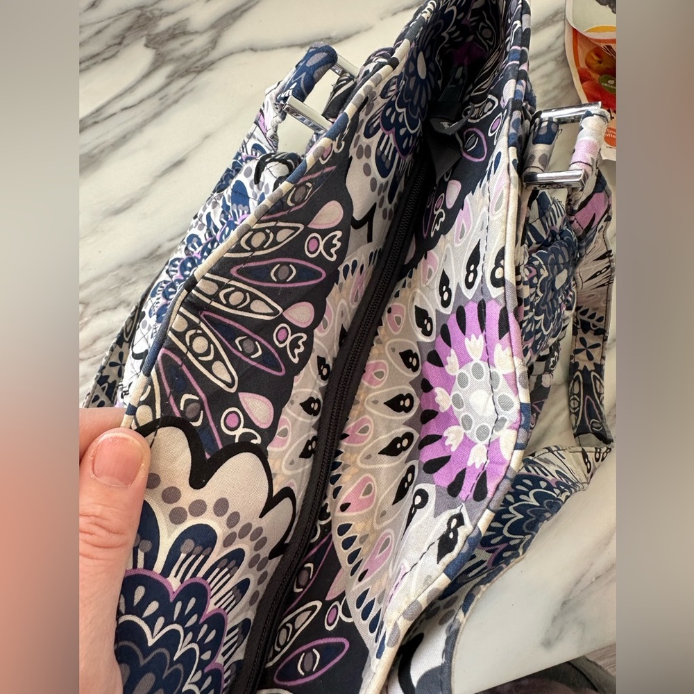 Vera Bradley Retired Mimosa Medallion Purse - Picture 7 of 16